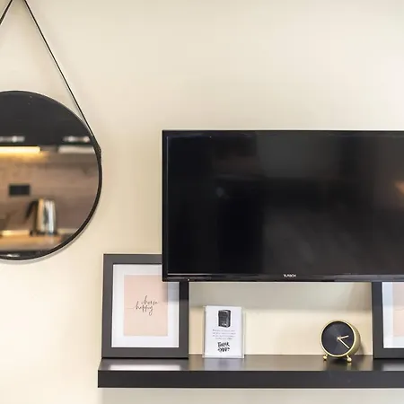 Petralona Stylish Penthouse Apartment