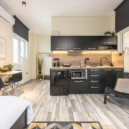 Apartment Petralona Stylish Penthouse