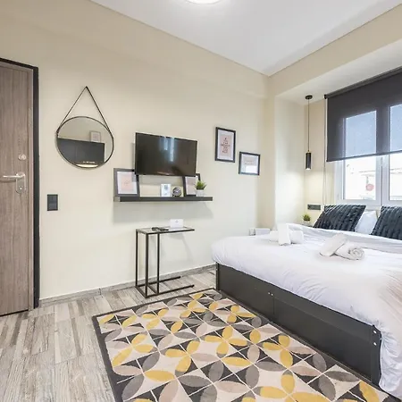 Petralona Stylish Penthouse Apartment Athens
