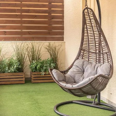 Petralona Stylish Penthouse *